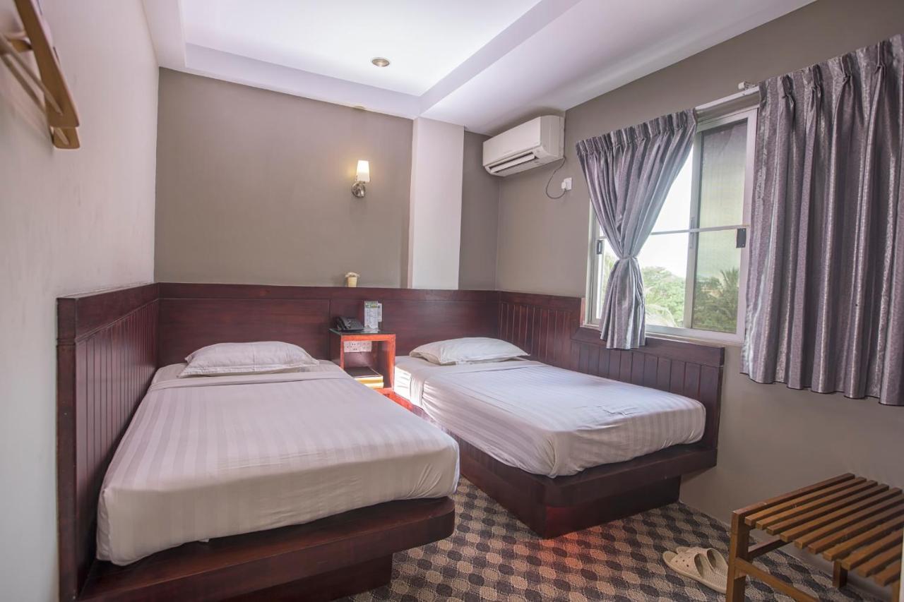 Green Paradise Hotel Янгон Екстер'єр фото